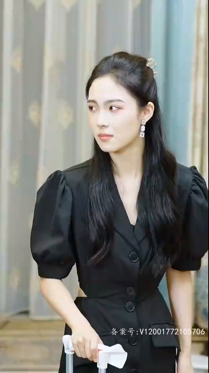离婚后,前妻她带球跑了